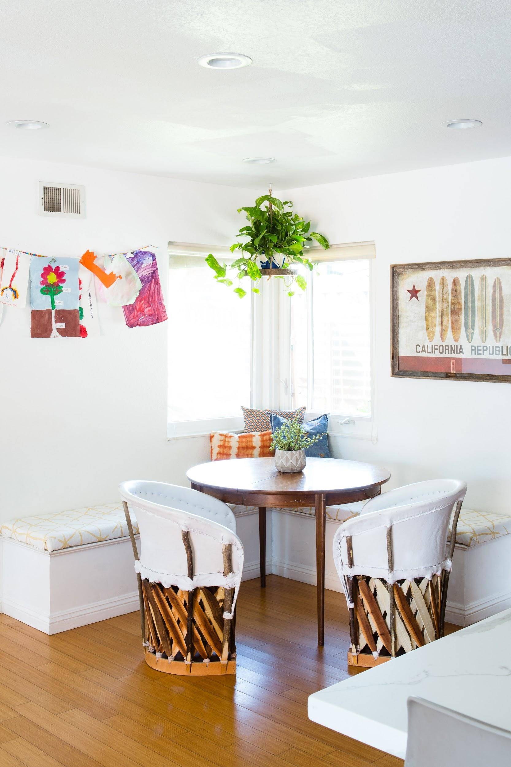 Cozy Breakfast Nooks That Make You Never Want To Eat Out For Brunch Again