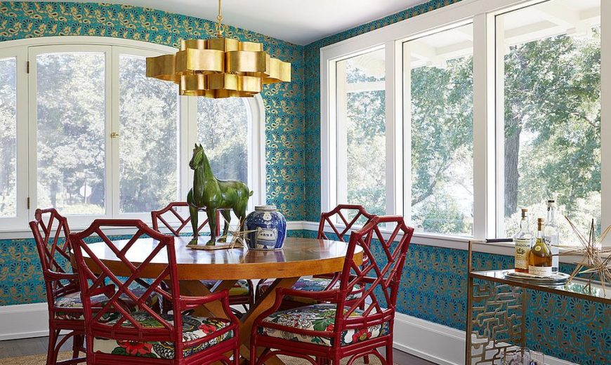 Glitter and Majestic Panache: Dining Rooms Wrapped in a Golden Glint!