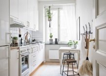 Super-small-breakfast-zone-for-the-small-apartment-kitchen-in-white-35027-217x155